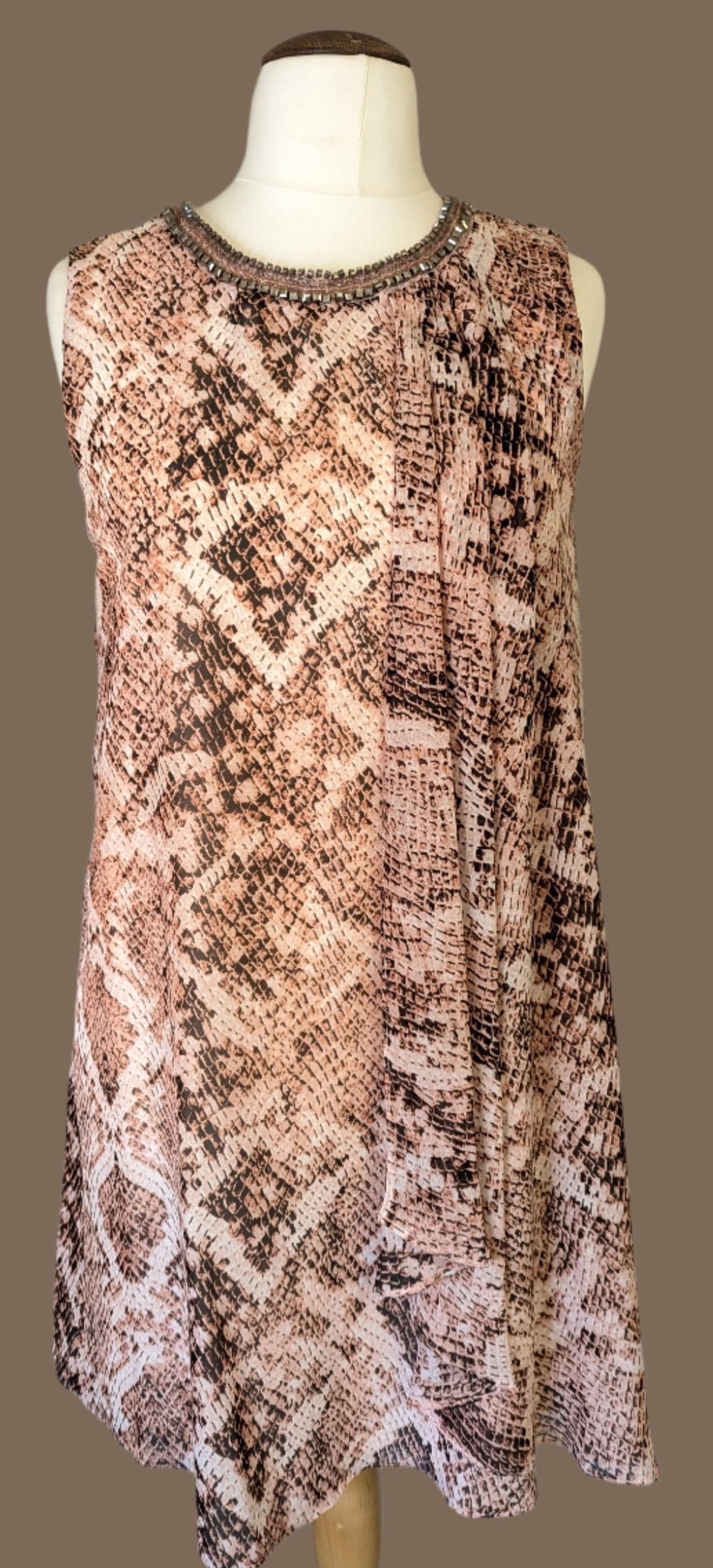 Roman Dress - Size 20 -Brown