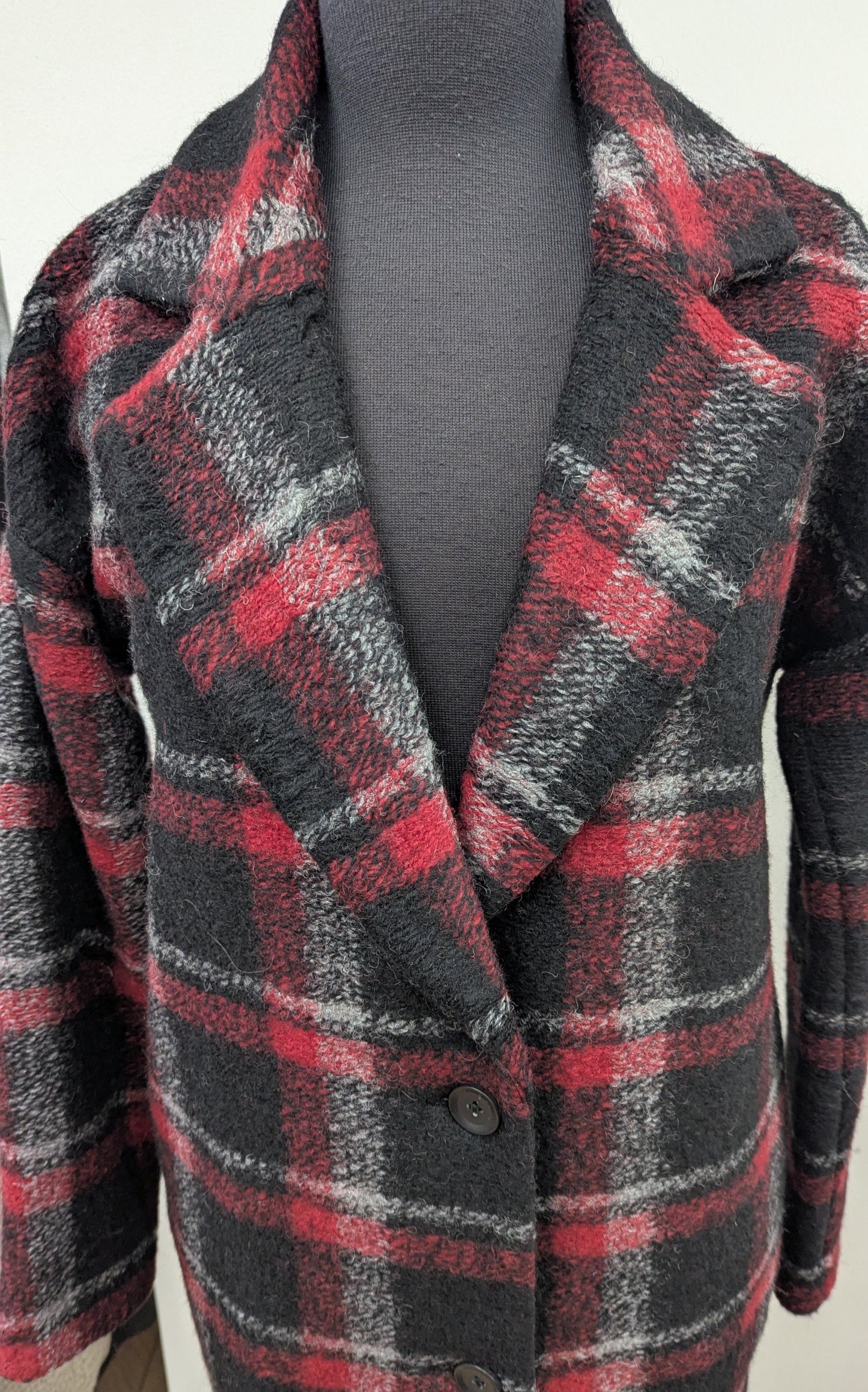 BNWT Forever New Wool Blend Coat - Size 8 - Black and Red